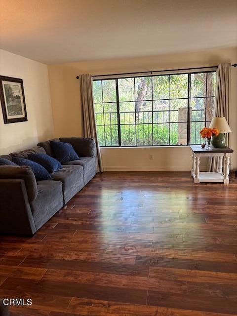 5696 Recodo Way, Camarillo CA: https://media.crmls.org/mediaz/8d6ce5ad-9beb-4aeb-9c02-5c9a9433ddf5.jpg