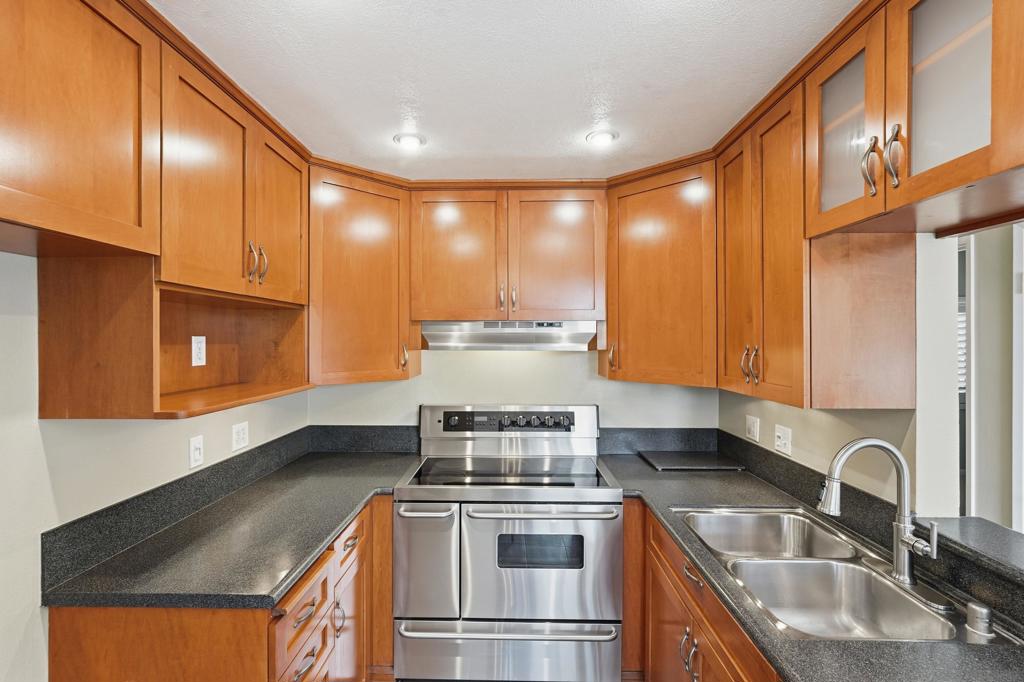 4435 Nobel Dr - photo 5