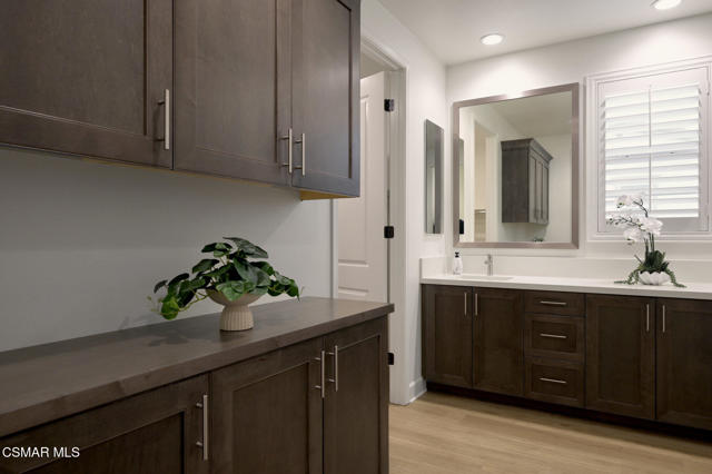 Image 11 of 34 For 2424 Quartsite Drive