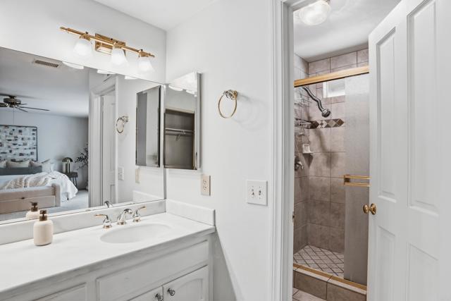 530 Idaho Avenue, Escondido CA: https://media.crmls.org/mediaz/8d6e261d-a90e-4622-96fb-01cd31feac75.jpg