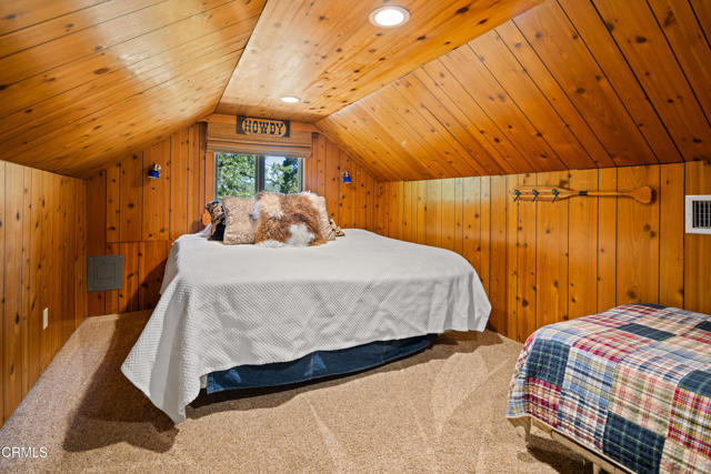 54186 Road 432, Bass Lake CA: https://media.crmls.org/mediaz/8d6e5d74-77de-4f0b-90e4-76d4b77d8c23.jpg