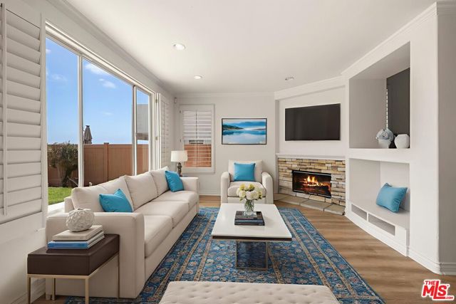 1537 Turquoise Drive, Carlsbad CA: https://media.crmls.org/mediaz/8d6ef901-0232-46ef-9114-7bad11882c25.jpg