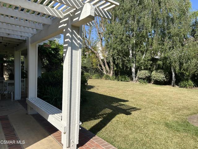 6335 Germania Court, Agoura Hills CA: https://media.crmls.org/mediaz/8d6f2241-4d4d-4a10-a746-a6dc1b982309.jpg