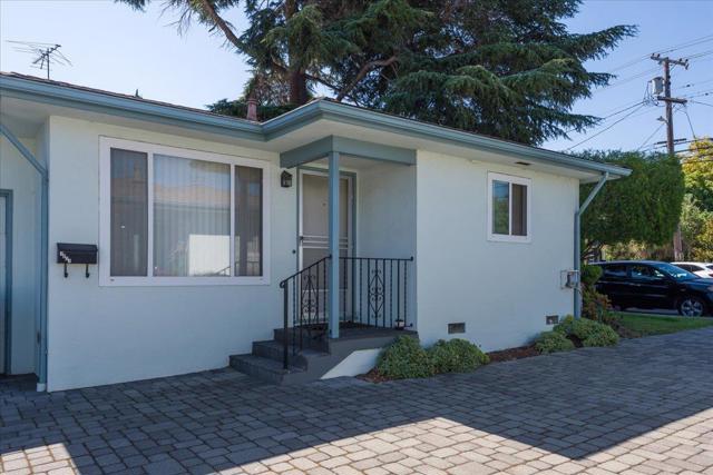 1931 Palm Avenue, San Mateo CA: https://media.crmls.org/mediaz/8d6fc930-8e20-4b82-b5db-2ccd64dc6c9f.jpg
