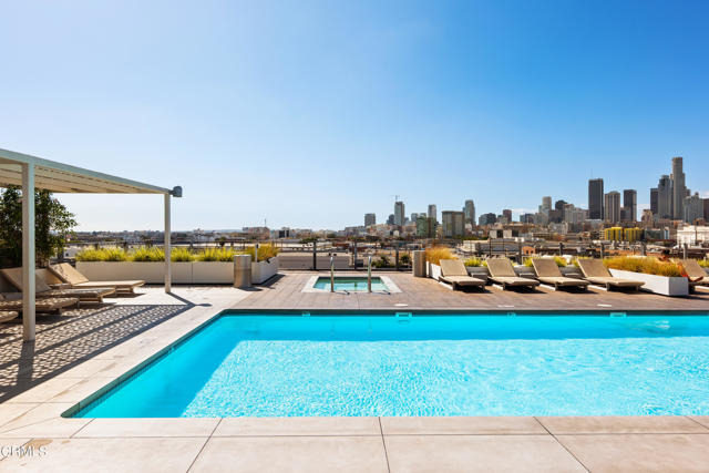 Detail Gallery Image 34 of 39 For 530 S Hewitt St #139,  Los Angeles,  CA 90013 - 2 Beds | 2 Baths