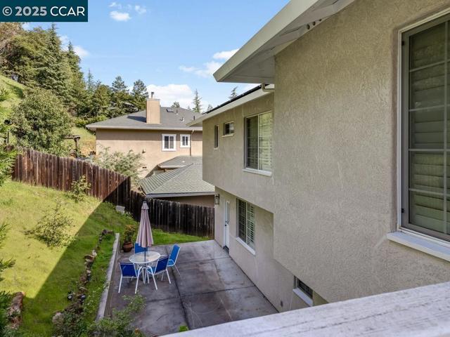 4430 Canyon Way, Martinez CA: https://media.crmls.org/mediaz/8d706a7d-45ac-4dd1-b9aa-a054707fe843.jpg