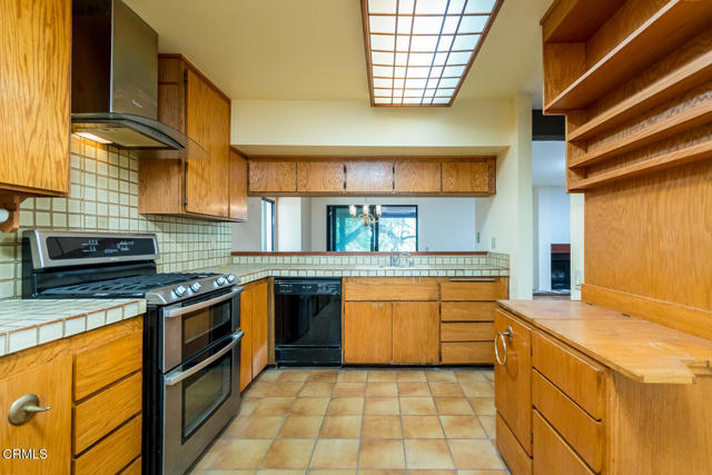 Detail Gallery Image 19 of 46 For 5 Faircliff Ct, Glendale,  CA 91206 - 2 Beds | 2/1 Baths