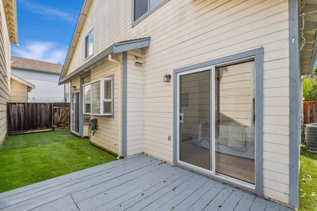39725 Potrero Drive, Newark CA: https://media.crmls.org/mediaz/8d715200-4b9c-4fd0-9ba0-64d5750d610d.jpg