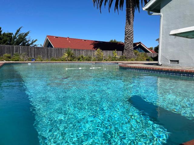 90 Conejo Drive, Millbrae CA: https://media.crmls.org/mediaz/8d71805b-8dc0-49e2-94f4-d8439d20095c.jpg