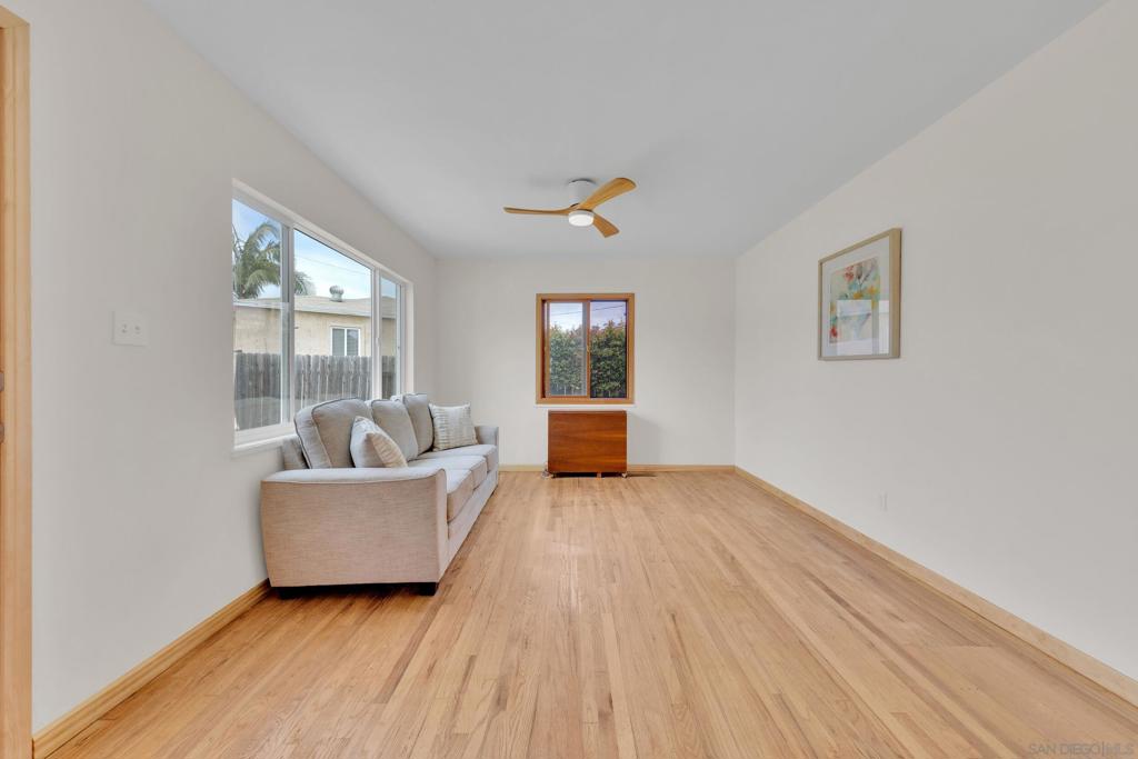 2259 Haniman Dr - photo 5
