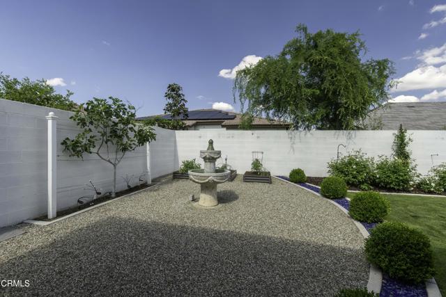 Detail Gallery Image 28 of 35 For 11612 Shady Valley Pl, Bakersfield,  CA 93311 - 3 Beds | 2/1 Baths