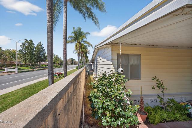 Detail Gallery Image 31 of 34 For 8 Calle Fronte #204,  Camarillo,  CA 93012 - 2 Beds | 2 Baths