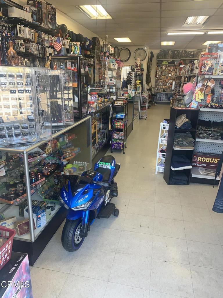 6328 BRISTOL Road, Ventura, CA 93003