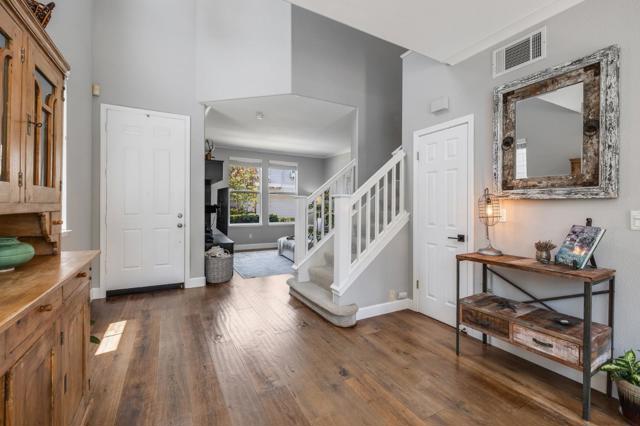 410 Krystallos Lane, Redwood City CA: https://media.crmls.org/mediaz/8d738aa4-d5e2-4f72-b886-0528ba83f7de.jpg