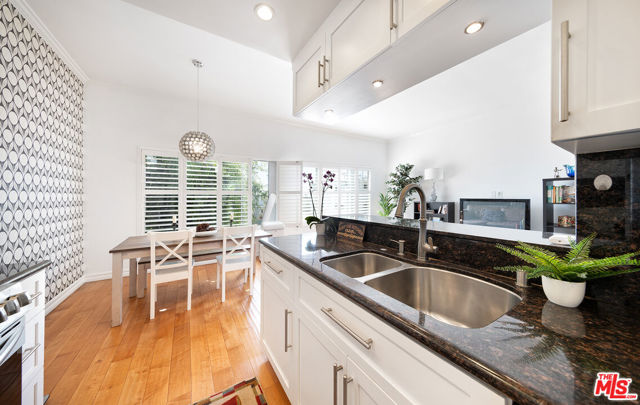 922 14th Street, 207 photo 6