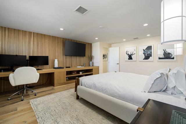 75690 Fairway Drive, Indian Wells CA: https://media.crmls.org/mediaz/8d760a71-0dcd-4c03-a0f2-b9cb828e4a95.jpg
