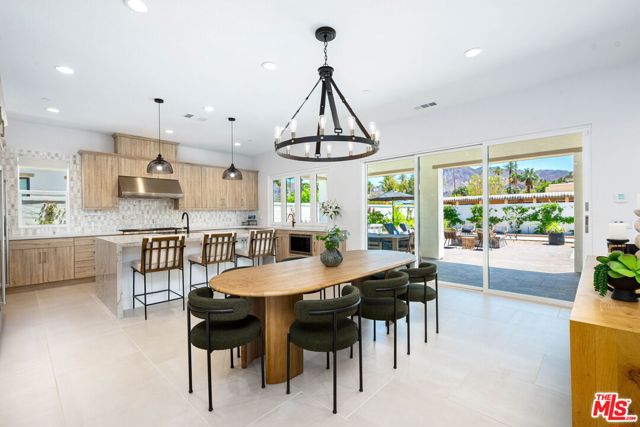 Image 6 of 63 For 75403 Mansfield Drive