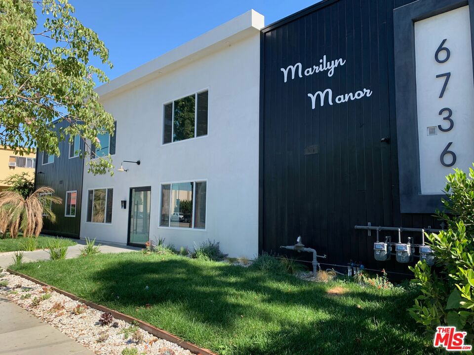6736 Woodley Avenue 1, Van Nuys, CA 91406