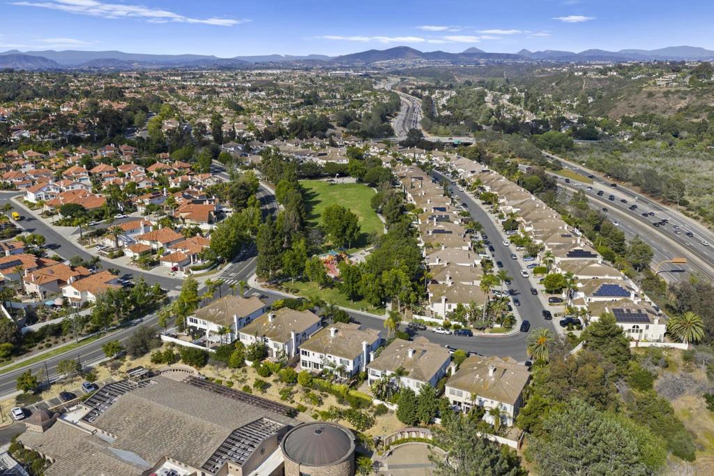 MLS #250033731SD img 40