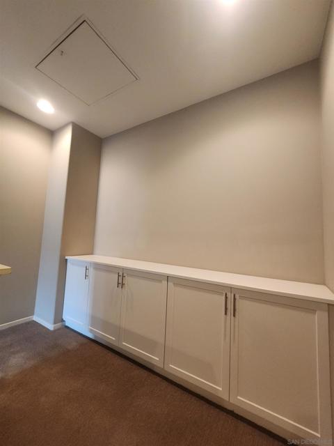 5059 Juneberry Ct, San Diego CA: https://media.crmls.org/mediaz/8d7990a1-7060-4536-8229-29d9a7bc05a5.jpg