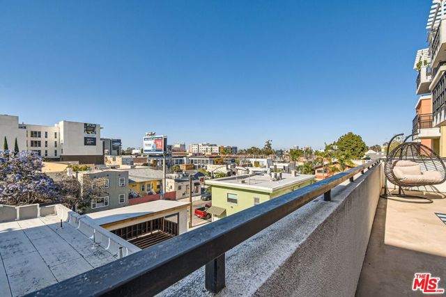 3650 5th Avenue, San Diego CA: https://media.crmls.org/mediaz/8d79de25-c831-4da2-80ef-b2c817416463.jpg