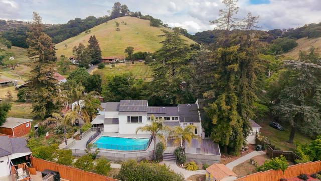 1855 Llagas Road, Morgan Hill CA: https://media.crmls.org/mediaz/8d7a0668-5ae7-434d-b5bc-fa50773e132a.jpg