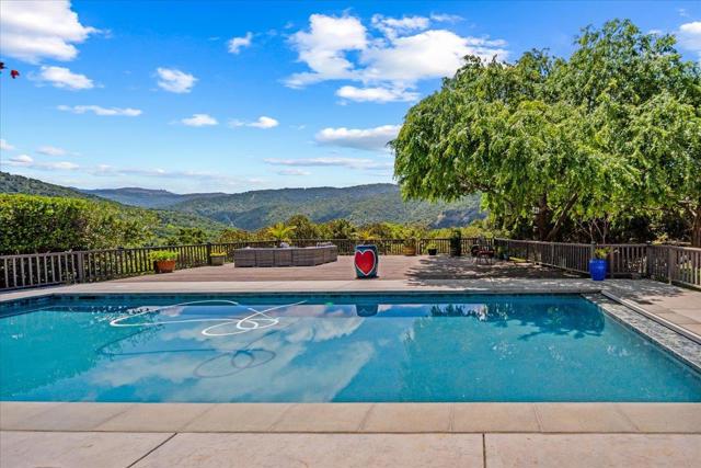 228 Vista Verde, Carmel Valley CA: https://media.crmls.org/mediaz/8d7a24ba-4fb4-43d7-9b97-76289e46d4ea.jpg