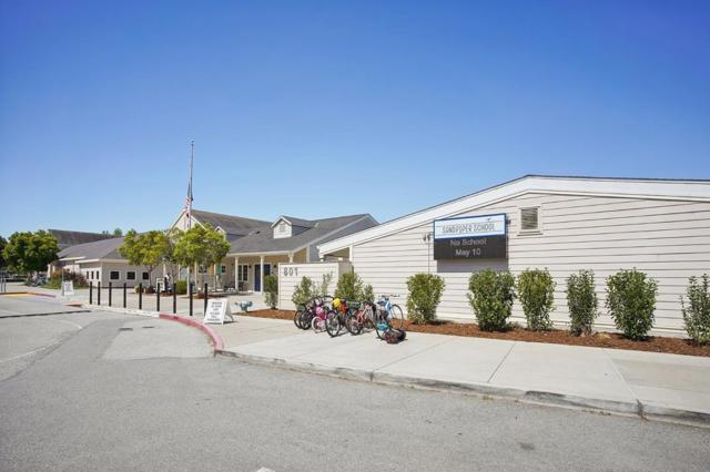 Image 29 of 33 For 998 Governors Bay Drive