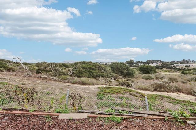 3202 TALLMON Street, Marina CA: https://media.crmls.org/mediaz/8d7b3c69-23a7-431f-9415-fe84cca2b7a9.jpg