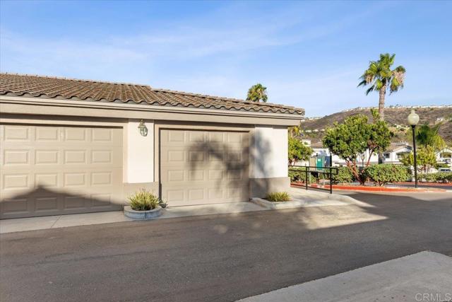 Detail Gallery Image 30 of 51 For 2723 Lake Pointe Dr #231,  Spring Valley,  CA 91977 - 2 Beds | 2 Baths