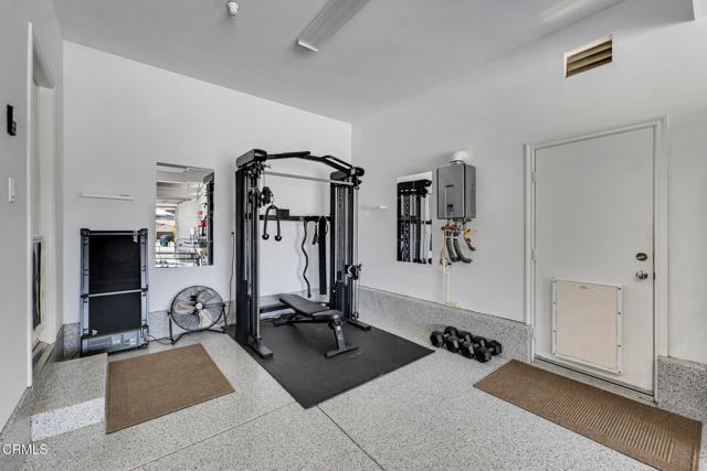 20752 Veneto Way, Porter Ranch CA: https://media.crmls.org/mediaz/8d7cb573-7daf-4bc9-82fb-5ae2f826bcd4.jpg