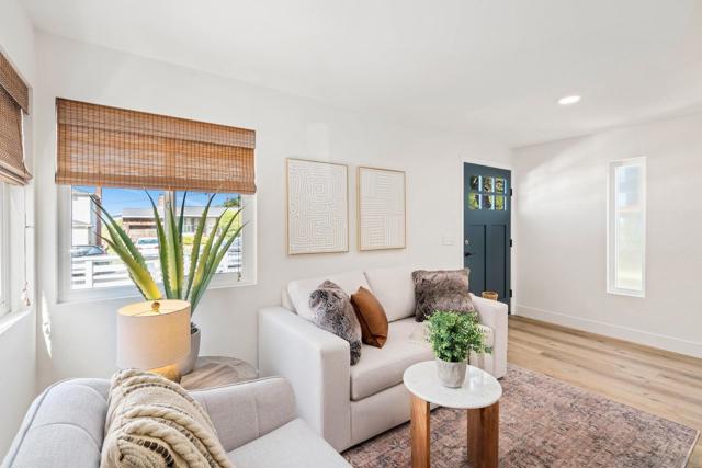 4569 Coronado Ave, San Diego CA: https://media.crmls.org/mediaz/8d7cb5ea-6d0d-496f-b2c4-a2ce1632b1a8.jpg