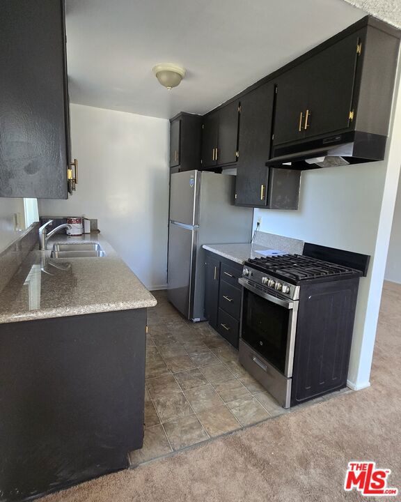 2219 S Crenshaw Boulevard #5