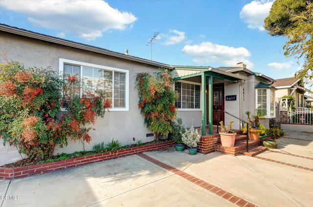 Detail Gallery Image 3 of 32 For 6611 Denny Ave, North Hollywood,  CA 91606 - 3 Beds | 1 Baths