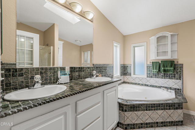 Detail Gallery Image 21 of 41 For 1215 Anchors Way Dr #261,  Ventura,  CA 93001 - 3 Beds | 2 Baths