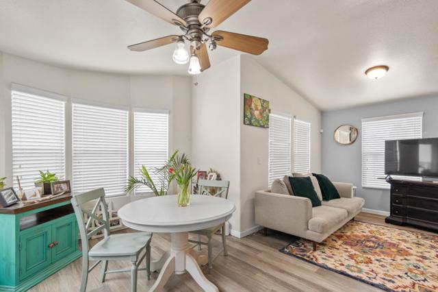3320 Del Monte Boulevard, Marina CA: https://media.crmls.org/mediaz/8d8275ec-68b5-45d1-8d1d-176a427f32e1.jpg
