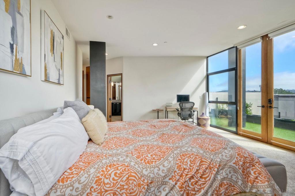 12911 Via Grimaldi - photo 18