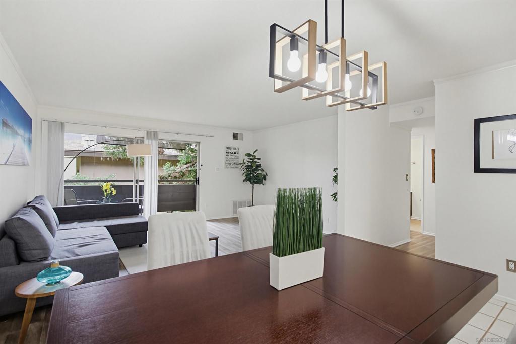 1621 Hotel Circle - photo 9