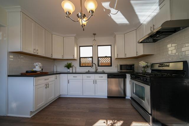 1308 Oxford Street, Redwood City CA: https://media.crmls.org/mediaz/8d850cee-51c7-45a2-ab5f-a395b054d656.jpg