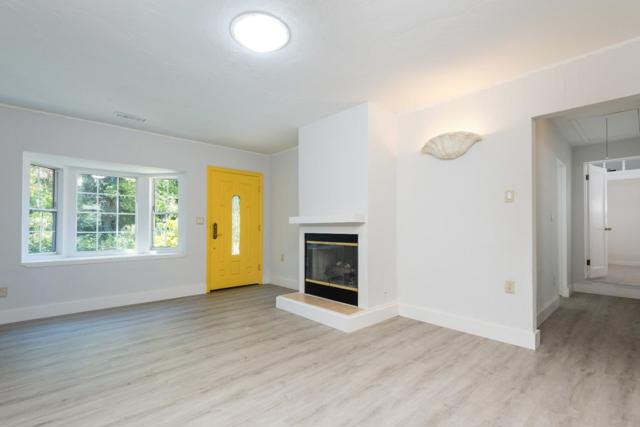 831 Canyon Road, Redwood City CA: https://media.crmls.org/mediaz/8d85cb44-2829-4f4a-bc70-b9dfbebe8776.jpg