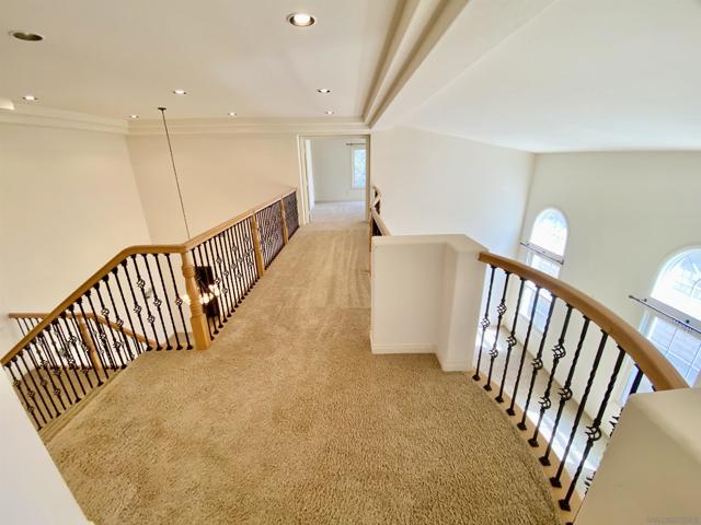 1326 Caminito Arriata, La Jolla CA: https://media.crmls.org/mediaz/8d8669b9-b1ba-4dc7-8af5-926225e5d075.jpg