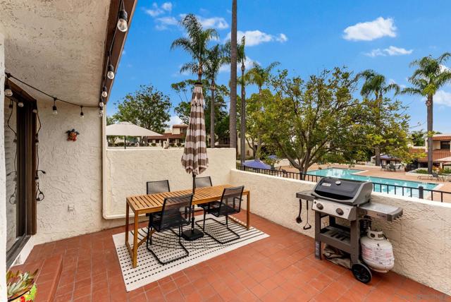 7328 Caminito Carlotta, San Diego CA: https://media.crmls.org/mediaz/8d881b10-cac3-4d8d-8fb3-f3e6f42462b4.jpg