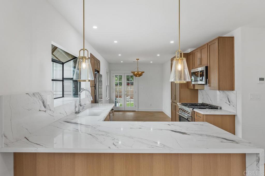 912 Bush Street - photo 12