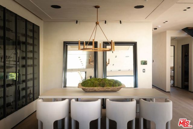 13221 Hesby Street, Sherman Oaks CA: https://media.crmls.org/mediaz/8d884b2c-767f-449b-978d-f5fdc9ed0f6c.jpg