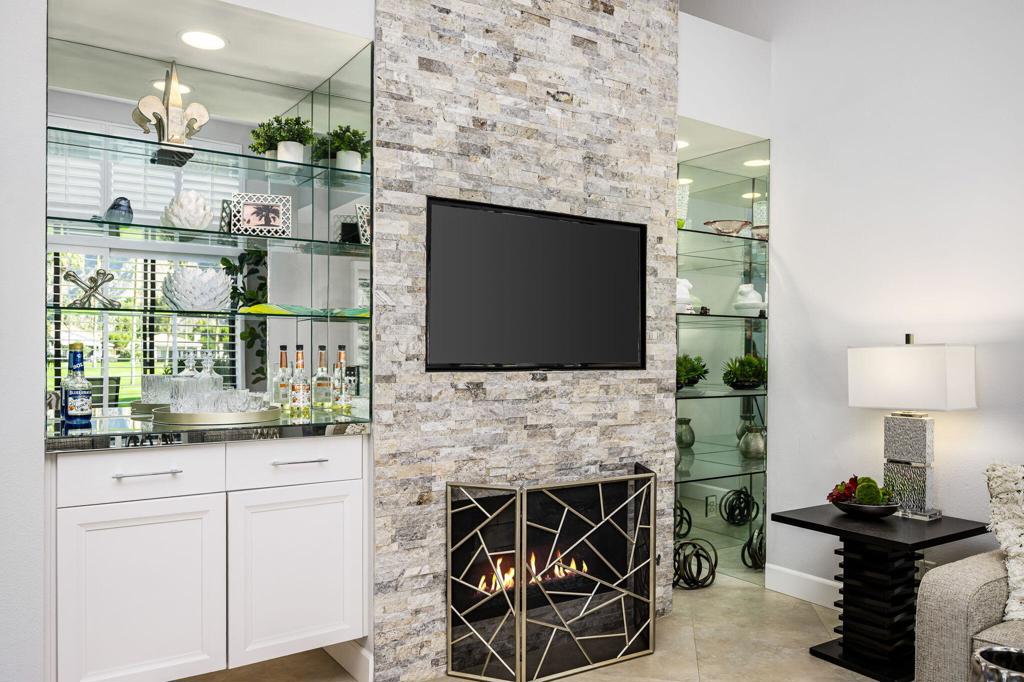 MLS #219139354DA image #2