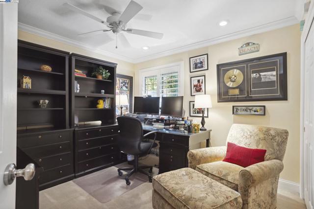 304 AVONDALE LANE, Livermore CA: https://media.crmls.org/mediaz/8d8a58bd-2409-4ea1-8f0b-ba7c5c74fa1a.jpg