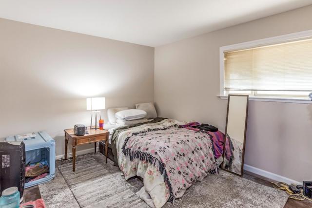 8420 David Court, Gilroy CA: https://media.crmls.org/mediaz/8d8b6092-8fe5-49ae-9835-dcaffe6b6a92.jpg