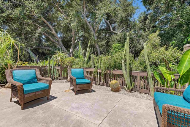 23606 Country Villa Rd, Ramona CA: https://media.crmls.org/mediaz/8d8b78bf-7ca0-4047-ab83-9f0f74153bda.jpg