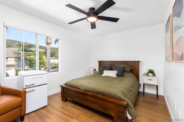 11799 Westview Pkwy, San Diego CA: https://media.crmls.org/mediaz/8d8d20d7-5e5b-4c25-adbe-c206bdd808dd.jpg
