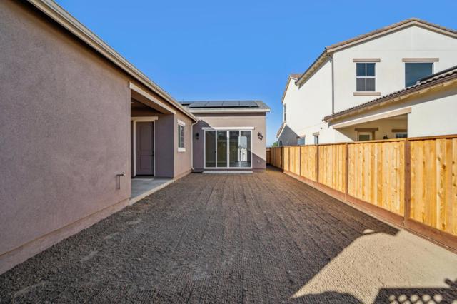 3068 El Capitan Drive, Marina CA: https://media.crmls.org/mediaz/8d8d723e-5438-4809-920c-2a0d530c883e.jpg